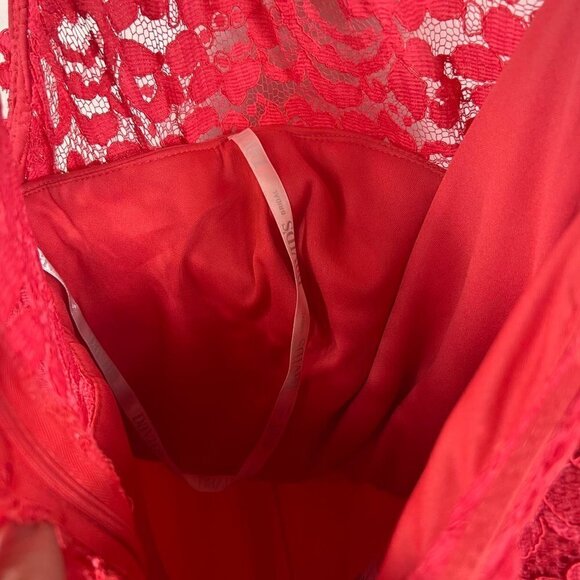 One-Shoulder Coral Lace & Mesh Dress | Bridesmaid or Cocktail Dress | Size 14 - Picture 9 of 9